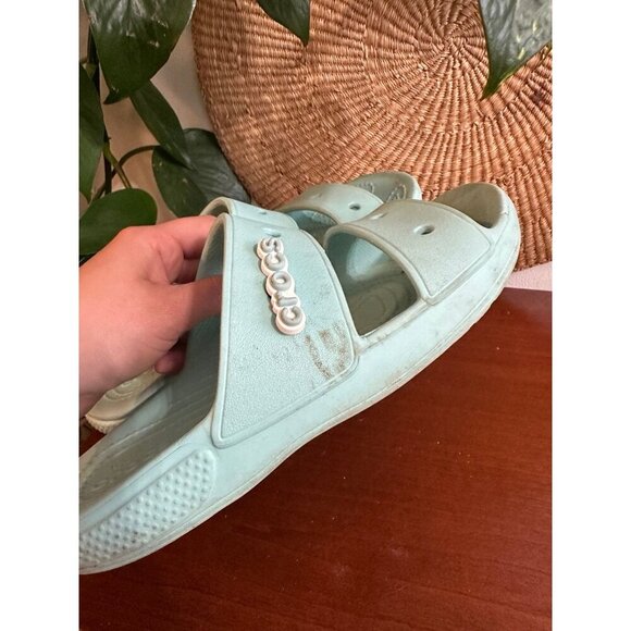 CROCS women’s size 8, blue strappy sandals - Picture 8 of 12